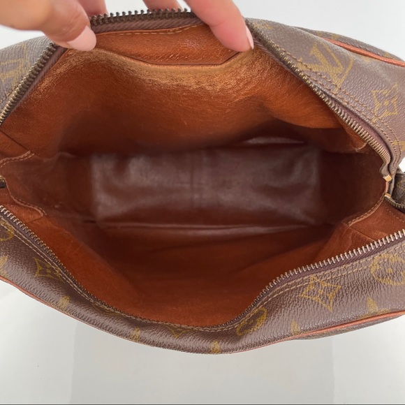 Authentic Louis Vuitton Marceau Crossbody Bag - Picture 8 of 12